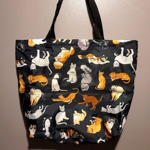 Cat Print Tote Bag with storage pouch NWOT